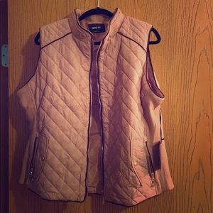 2XL Vest, Dusty Rose color. Active USA